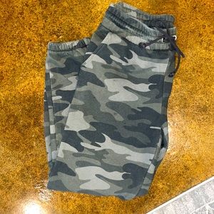 GUC Wild Fable Camo Joggers